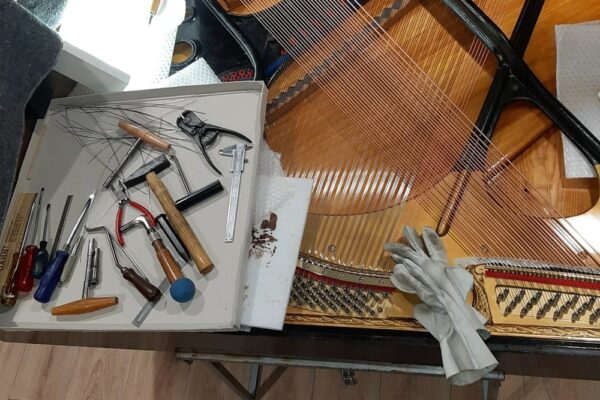 Vreeken Piano Services - Over ons